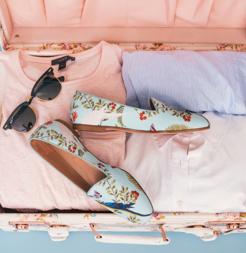 travel-packing-suitcase-pink